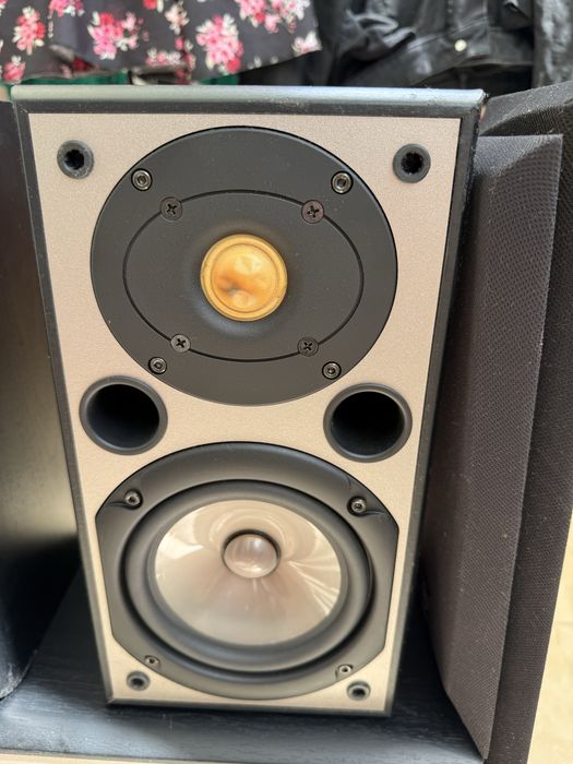 Yamaha NS-C200 NS-90 Колони и център