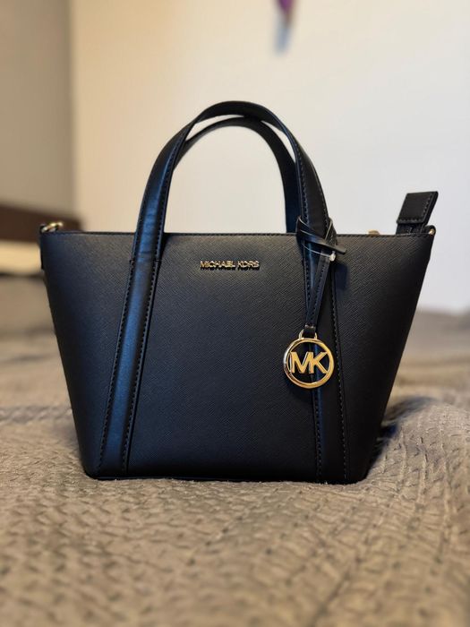 Oferta de neratat  geanta Michael Kors