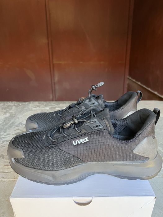 Vand pantofi protectie Uvex marimea 43
