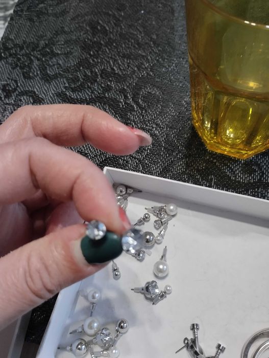 Обеци 12 чифта !!!