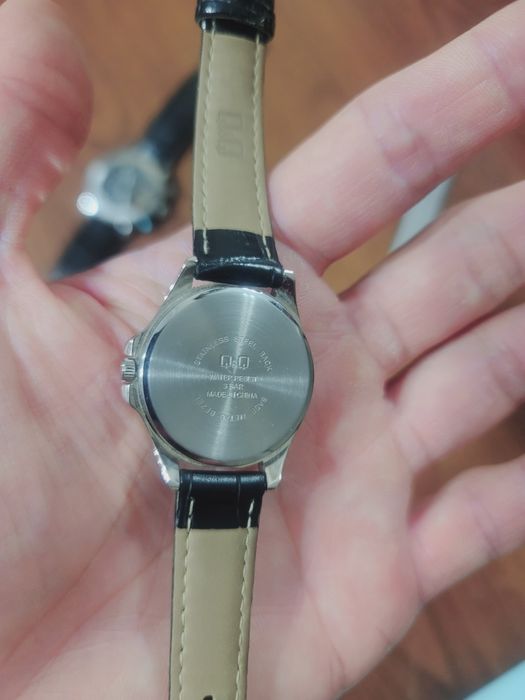 Часы женские брендовые