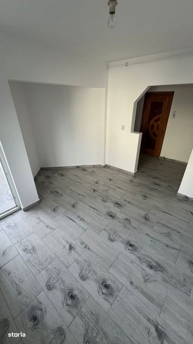 Apartament cu 2 camere RENOVAT ETAJUL 3 !!! zona Micro 16