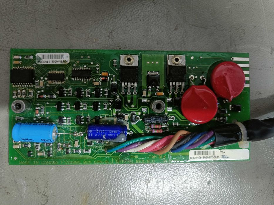 Service Electronică Industrială: Reparații Plăci / Module / Automatizări