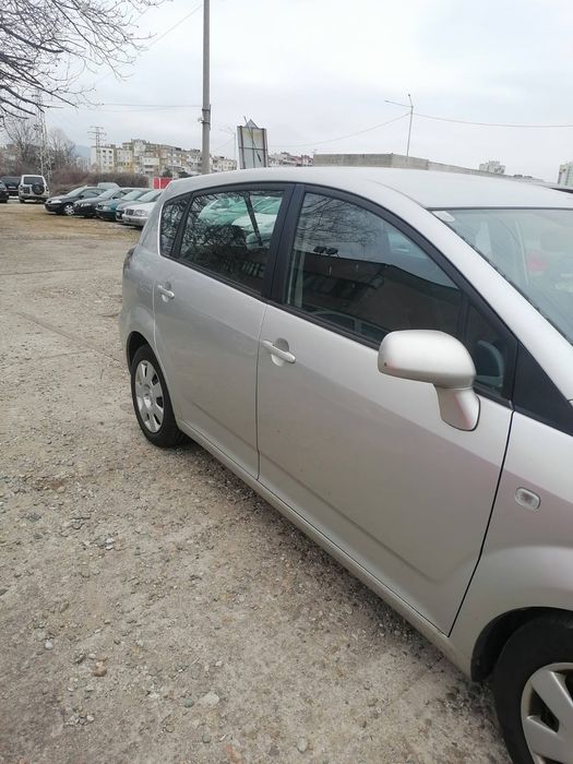 Toyota corolla verso 2.2D4D 100KW   2AD FTV FHV за части