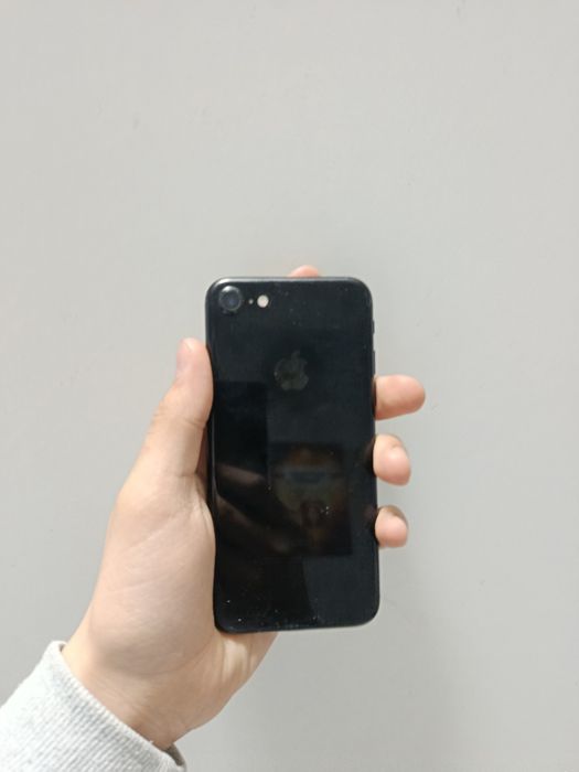 Айфон 7 128 гб жақсы состоениеде