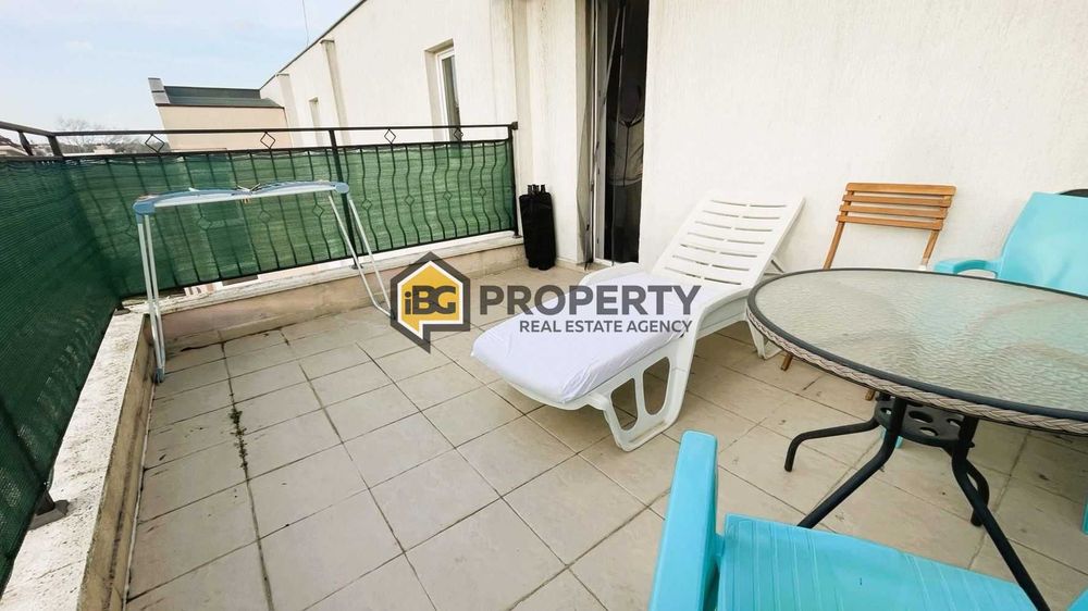 Едностаен, панорамен - две тераси