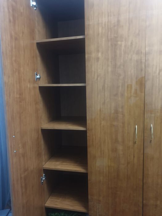 Продам шкаф в отличном состоянии 220×125×90