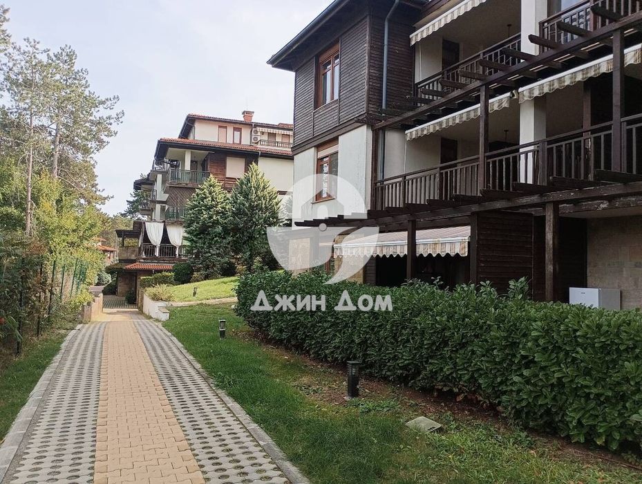 Тристаен апартамент в к-с „Санта Марина“, гр. Созопол