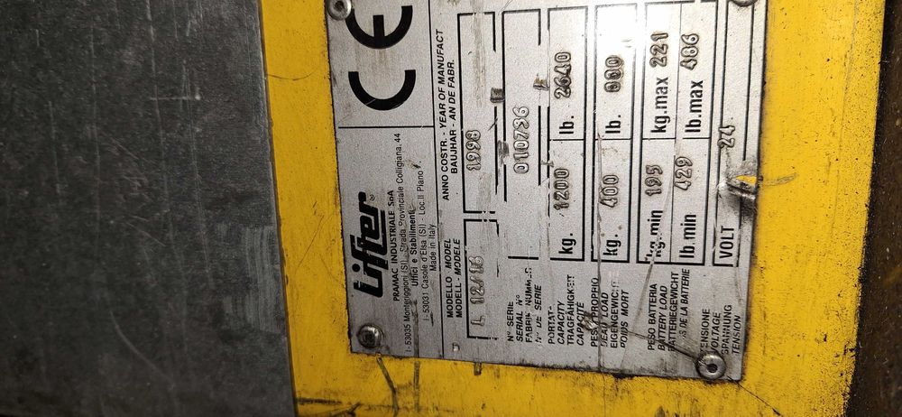 Електрическа палетна високо повдигаща количка,2 метра височина