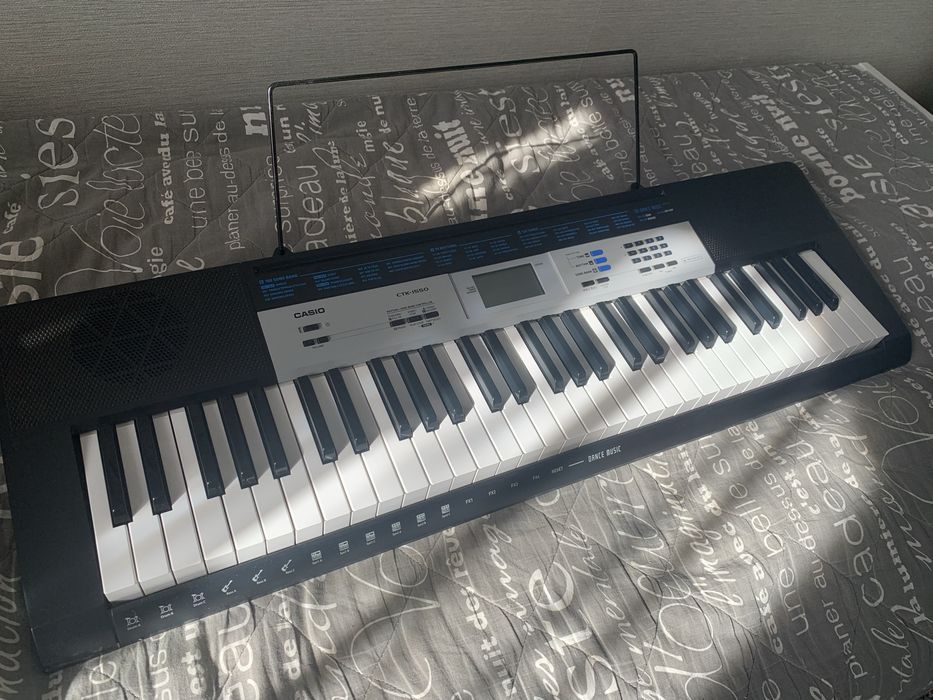 Синтезатор CASIO CTK 1550