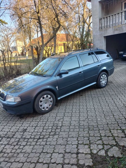Skoda Octavia 1, 6 benzina, an 2004.