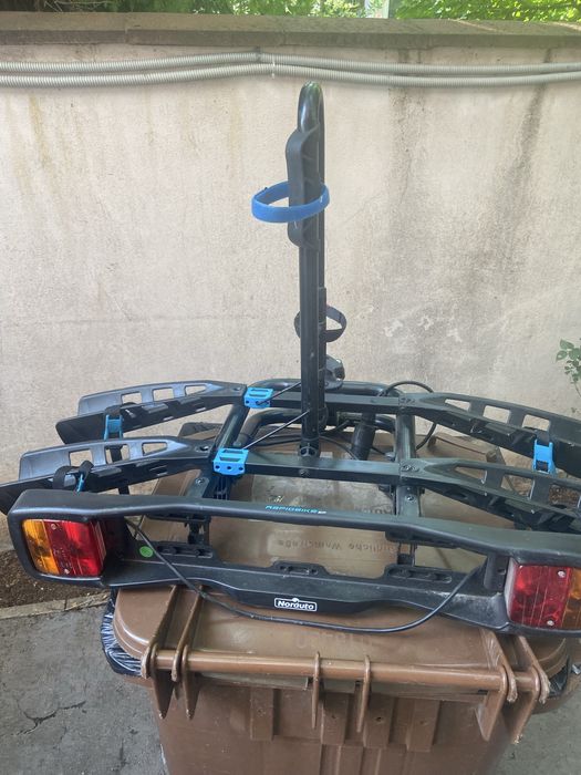 Suport două biciclete pe cârlig Norauto