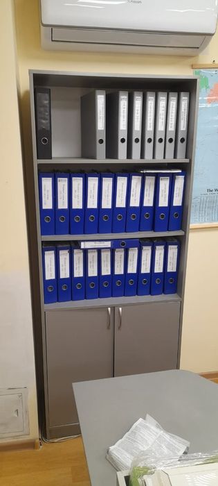 Офисная мебель шкафы столы