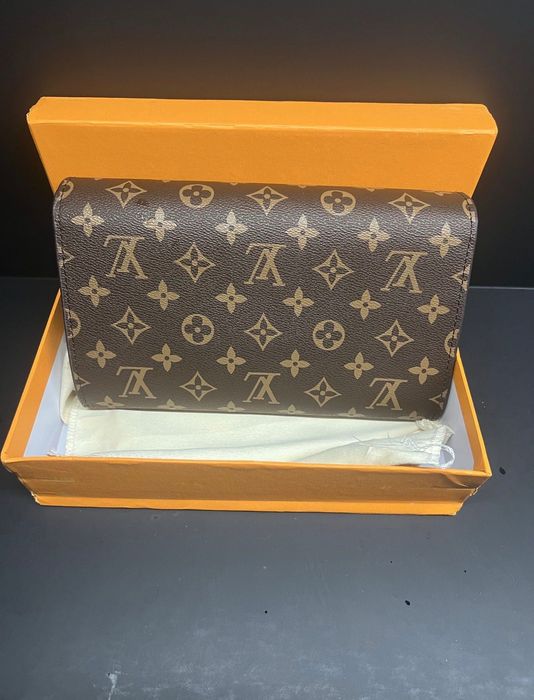 луксозна дамска чанта