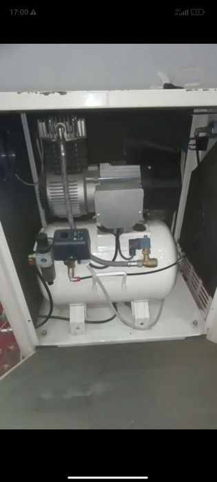 Кампрессор сотилади