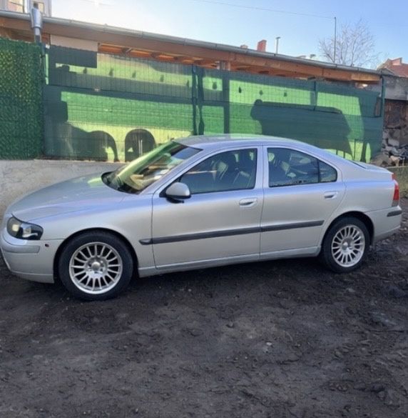 Volvo S60, 2.4, 150к.с
