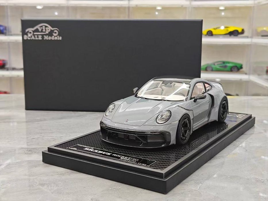 Porsche Brabus Rocket 900R
VIP 1:18 (Limited Edition 66)
цена