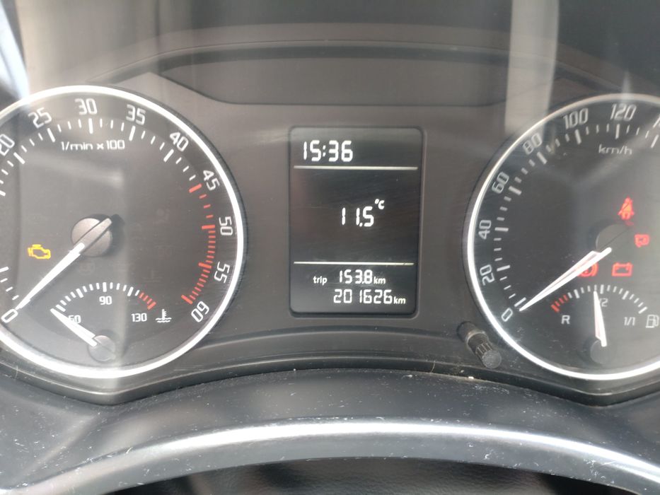 Octavia 1.6 tdi 200 mii km