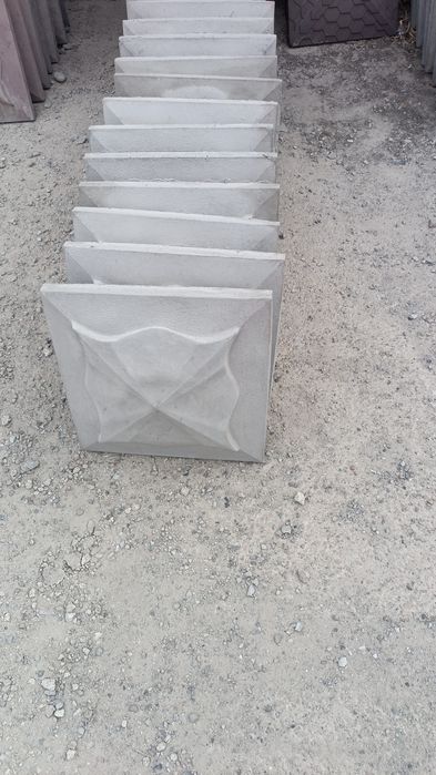 Шляпки на пескоблок забор