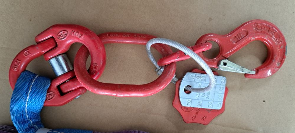 Sufă Tractare Chingă 3 M, 4 cm Lată 1 Tonă Complet cu sistemul Metalic