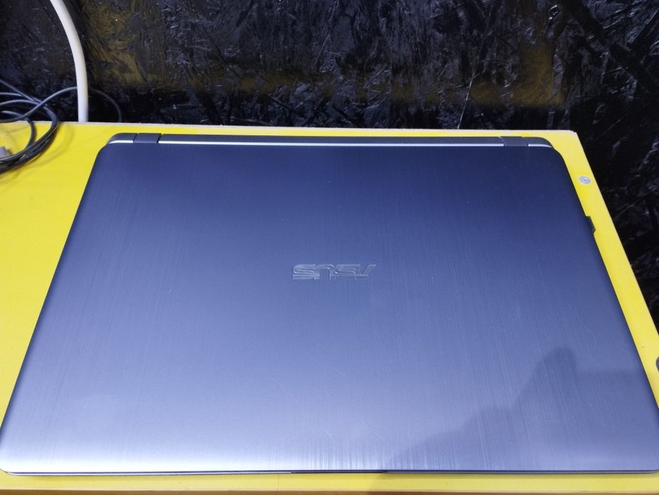 Ноутбук сатылды 80000