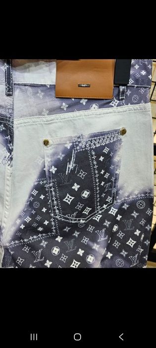 Compleu Louis Vuitton