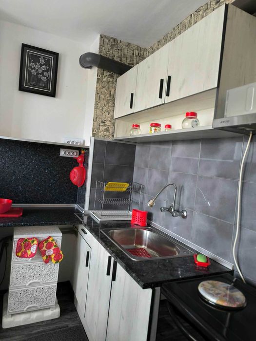 Двустаен апартамент под наем в кв. Младост