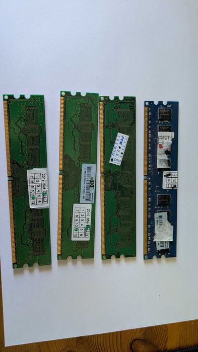 Memorii RAM 1GB/2gb DDR2 800MHz (PC2-6400U) – Pentru  Desktop PC