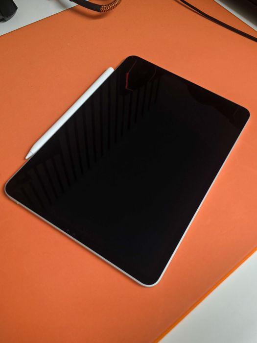 Ipad pro 11 m2 + apple pencil + zugu case