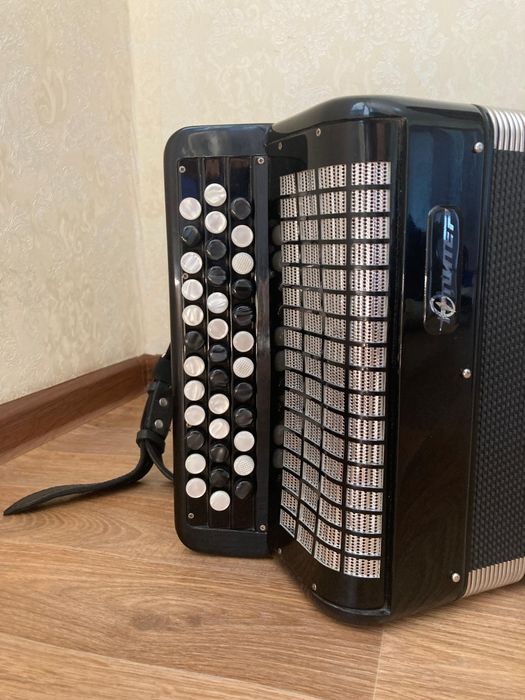 Баян "ЮПИТЕР"-1Д  (профессиональной, производства России)