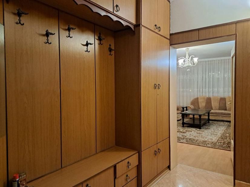 Дава се под наем Тристаен апартамент в Пловдив, Център - 110 кв.м за 450 € - Снимка #7