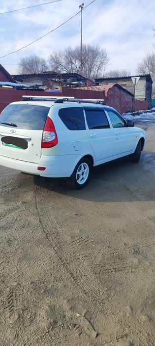 Продам Lada Priora уневесал.