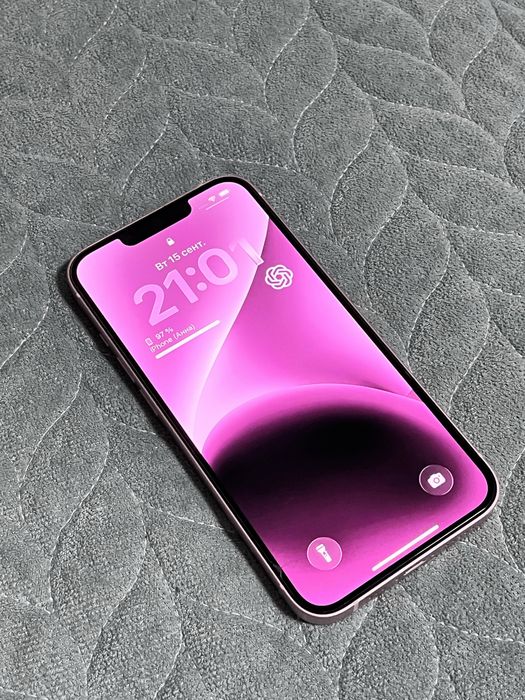 Iphone 13 розовый