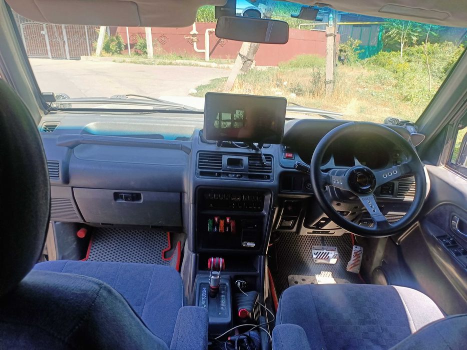 продам mitsubishi pajero