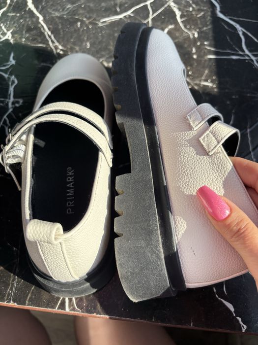 Mocasini 36.Merg si la 35
