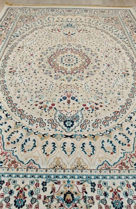 Продам ковер 3 на 4