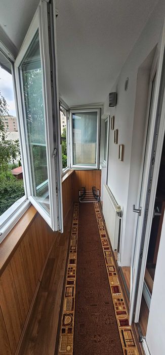 Apartament 2 camere de inchiriat zona Astra cu loc de parcare