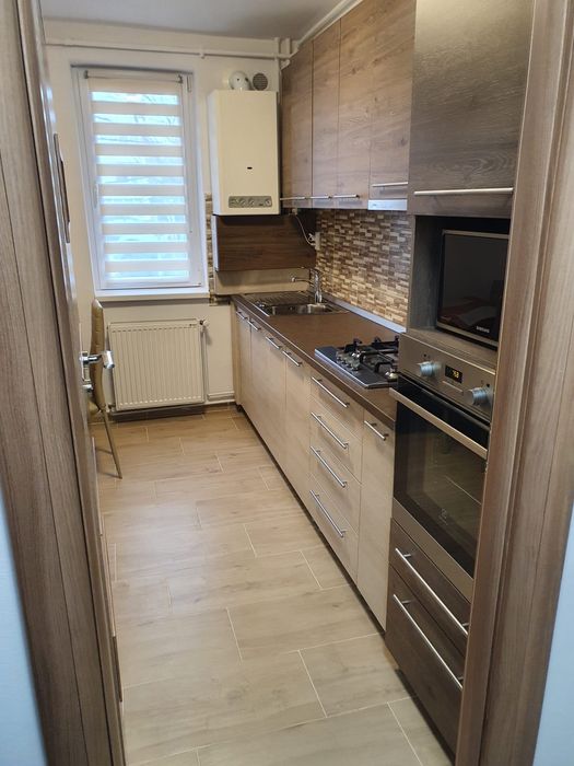 Apartament 2 camere decomandat de inchiriat