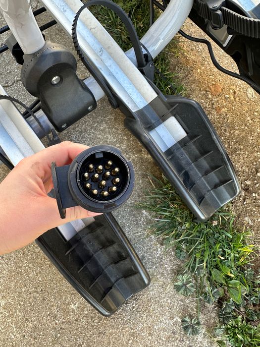 Стойка за три колела