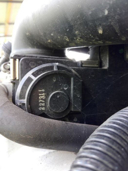 Clapeta acceleratie Opel Astra H 1.6 benzina din 2003