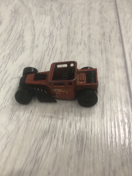Hot Wheels Bone Shaker