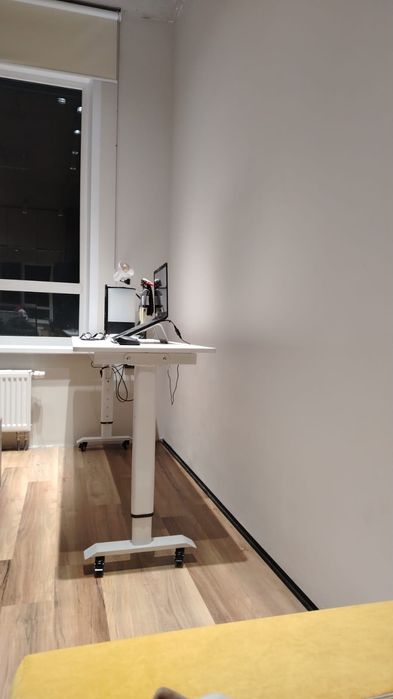 Рабочий стол 50 на 180 в идеале