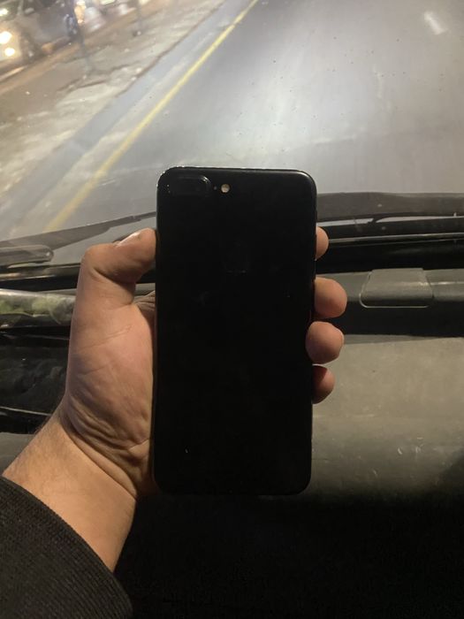 Iphone 7+ 128GB jet black