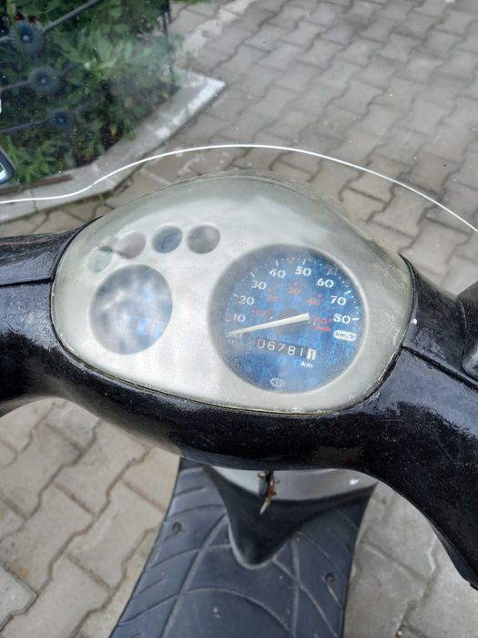 Scuter Piaggio zip
