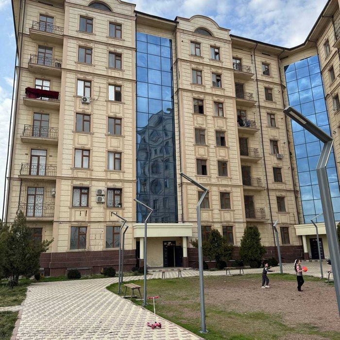 Srochno! 2 xonali novostroyka 78m² Nurafshon, 2-etaj