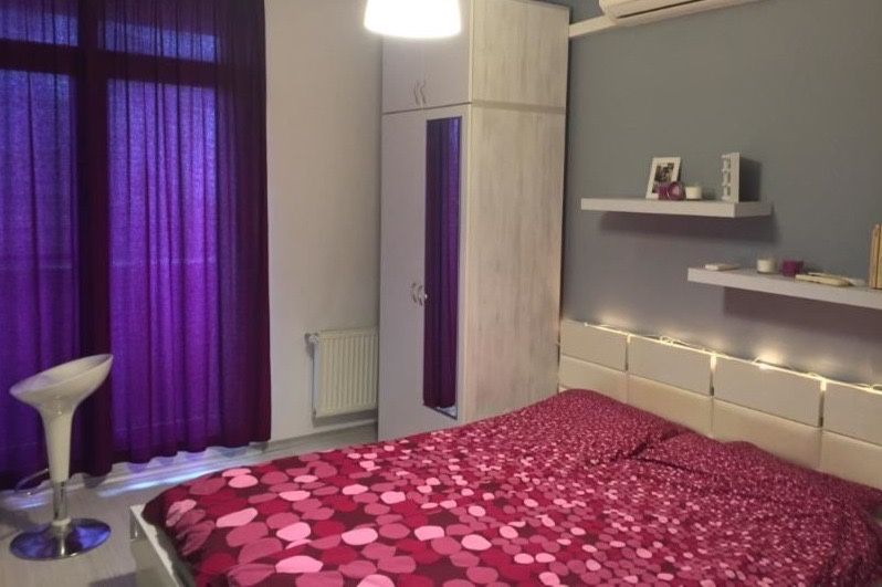 Дава се под наем Двустаен апартамент в София, Център - 76 кв.м за 397.8 € - Снимка #3