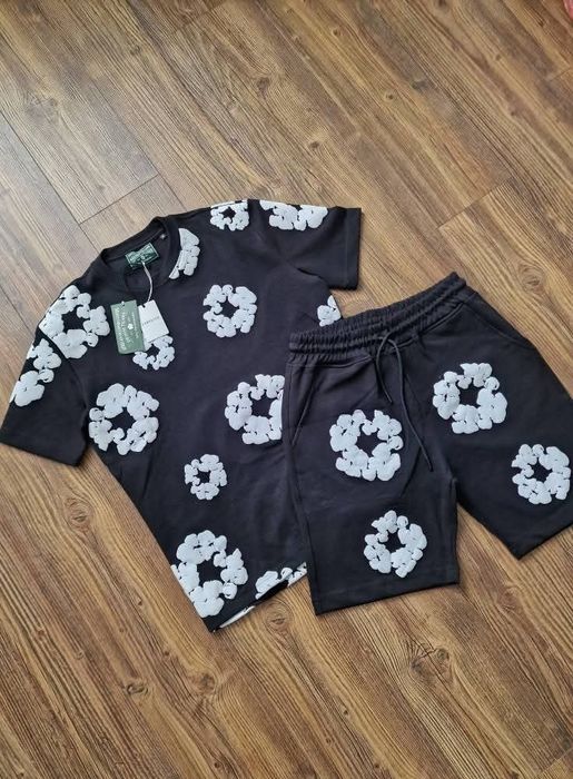 Мъжка екип къси панталони и тениска DENIM TEARS разюер S M L XL 2XL
На