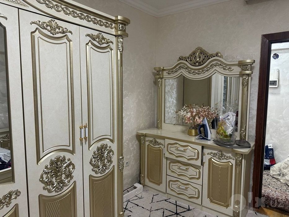 Spalniy mebel sotiladi