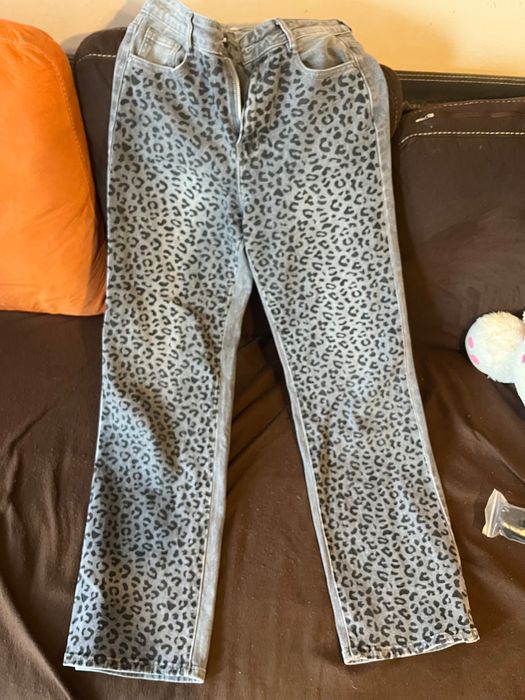 Дънки с леопардов принт
