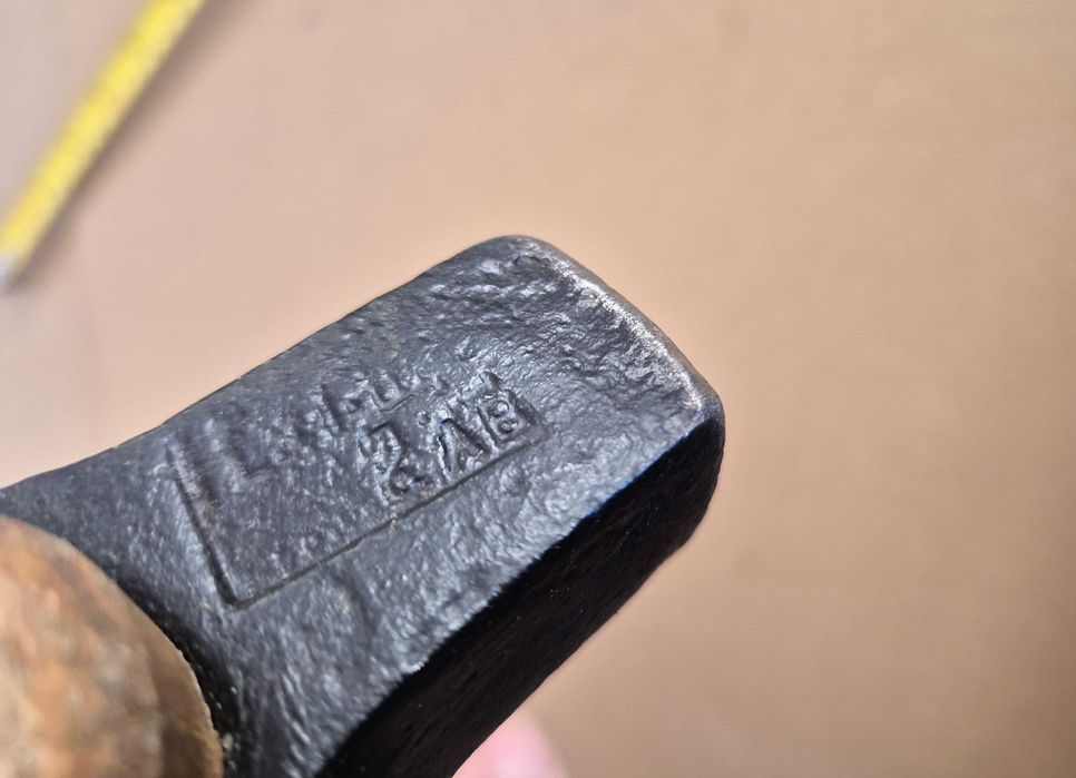 Стар  каменоделски чук 0.500 кг